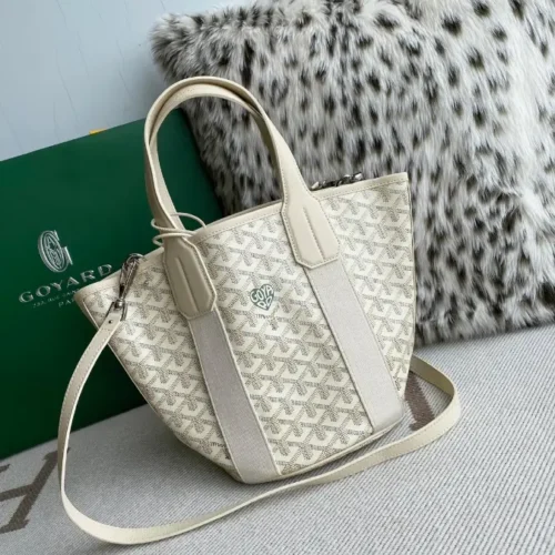 Goyard Belvedere PM Crossbody Bag - Image 2