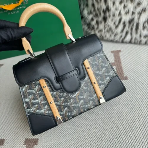 Goyard Cap-Vert Contemporary Chevron Crossbody - Image 4