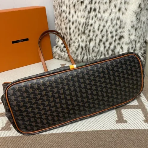 Goyard Signature Heritage Messenger Bag - Image 5