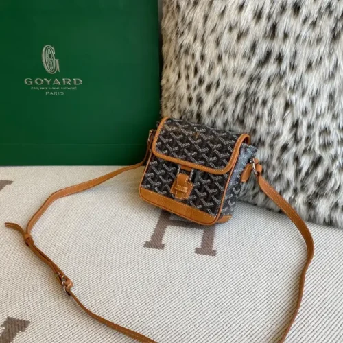 Goyard Cassette Signature Box Crossbody - Image 4