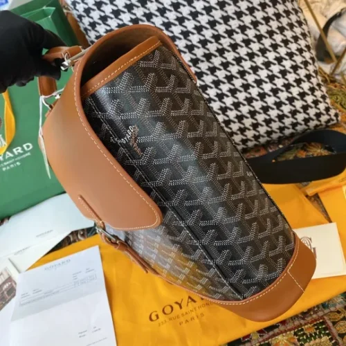 Goyard Anjou Chevron Canvas Reversible Tote Bag - Image 5