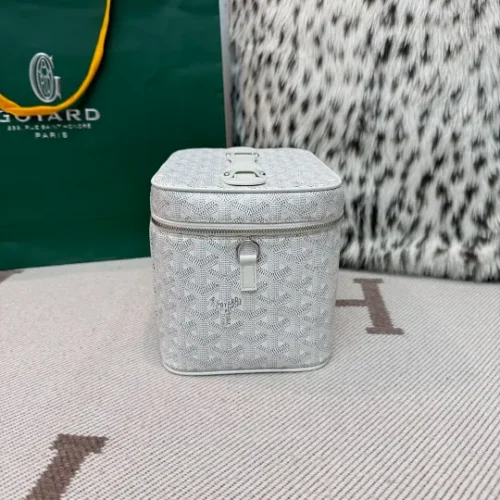 Goyard Saigon PM Chevron Canvas Classic Trunk Top Handle Bag - Image 4