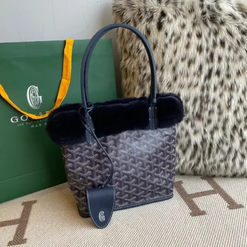 Goyard Belvedere PM Premium Canvas Shoulder Crossbody - Image 1