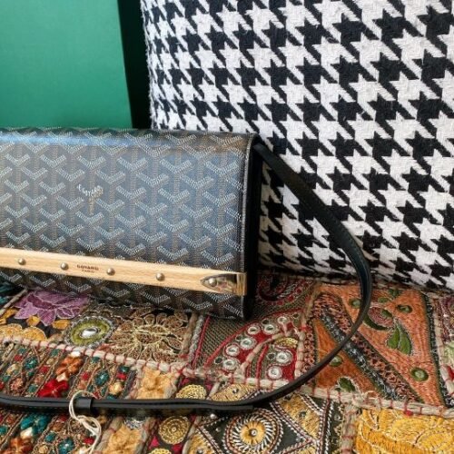 Goyard Rouette Signature Goyardine Canvas Shoulder Bag - Image 2