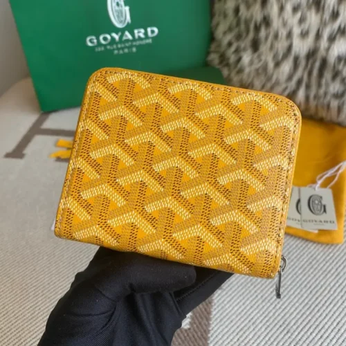 Goyard Saint-Cap Vert Chevron Sleek Essential - Image 2