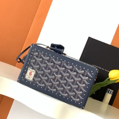 Goyard Saigon PM Chevron Canvas Signature Trunk Handbag - Image 2