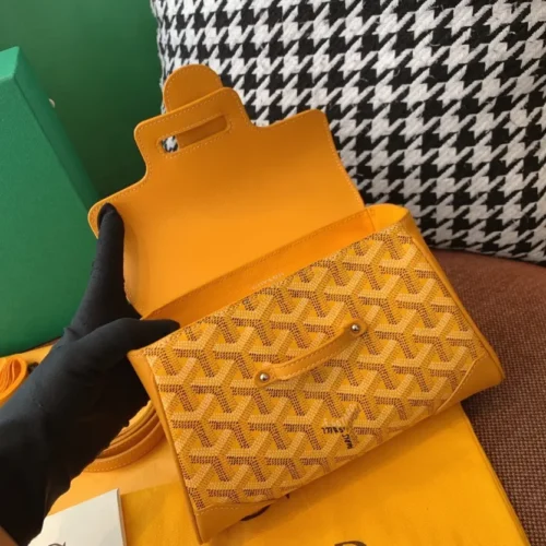 Goyard Anjou Reversible Mini Tote - Image 4