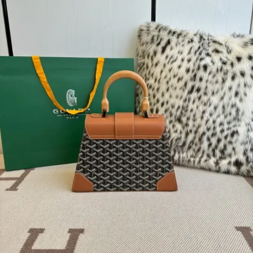 Gucci GG Emblem Structured Top Handle Bag - Image 2