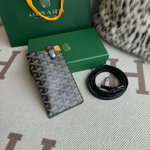 Goyard Cap-Vert Chevron Zip Crossbody - Image 1