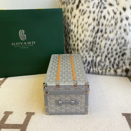 Goyard Saigon PM Chevron Canvas Heritage Trunk Top Handle Bag - Image 4