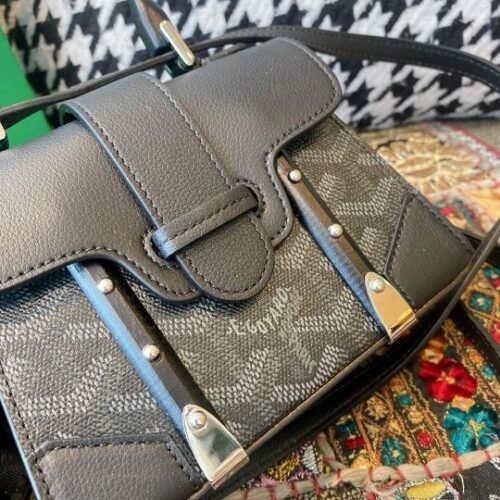 Goyard Vendôme Signature Dome Handbag - Image 5