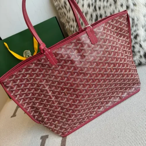 Goyard Belvedere PM Iconic Canvas Messenger Crossbody - Image 5